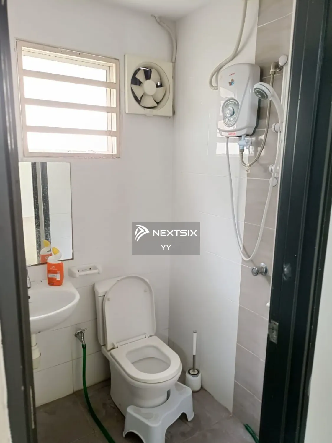 Semi-detached House For Sale in Sungai Buloh Selangor - Image 9