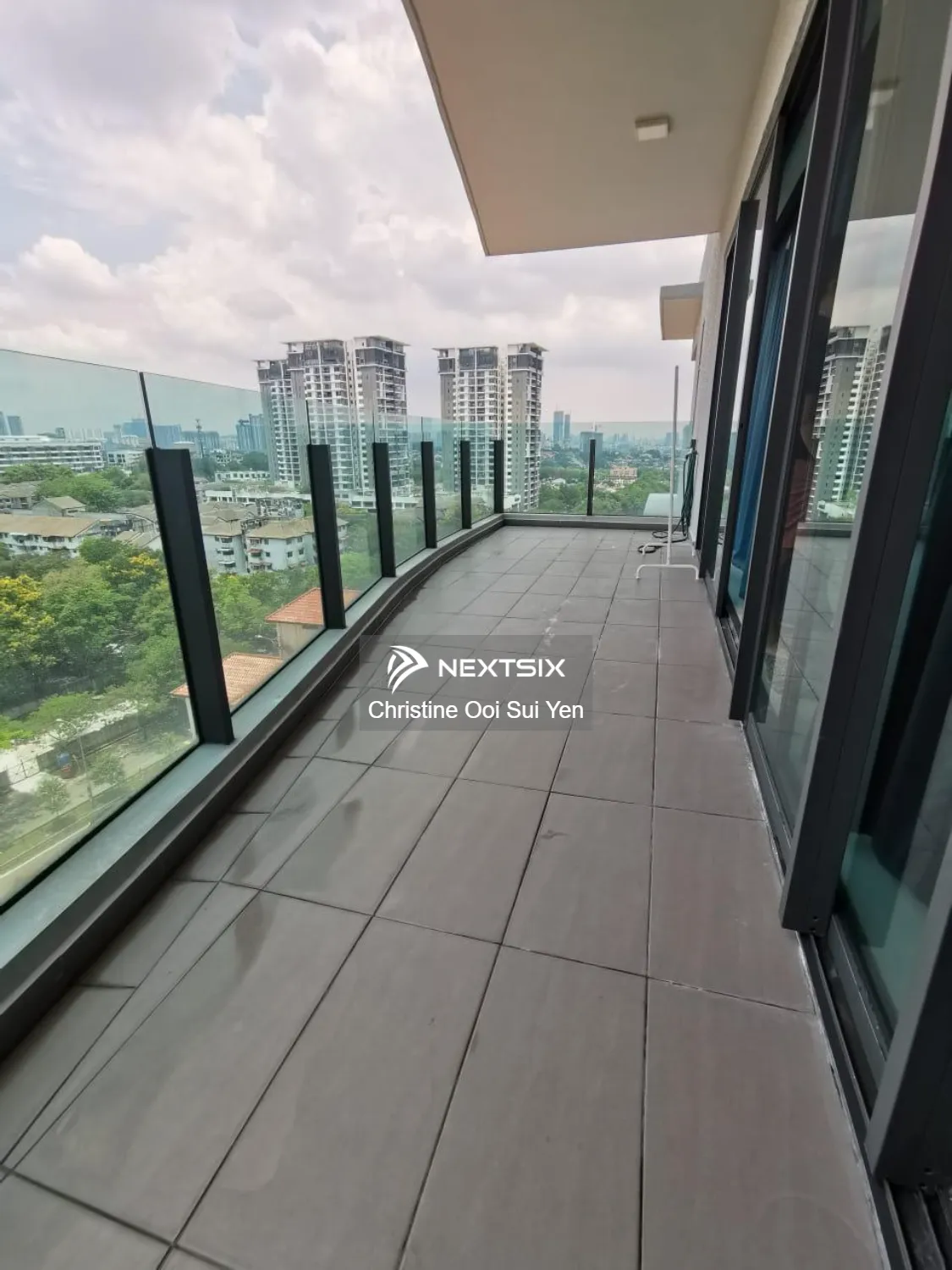 Condominium floor plan - Image 5