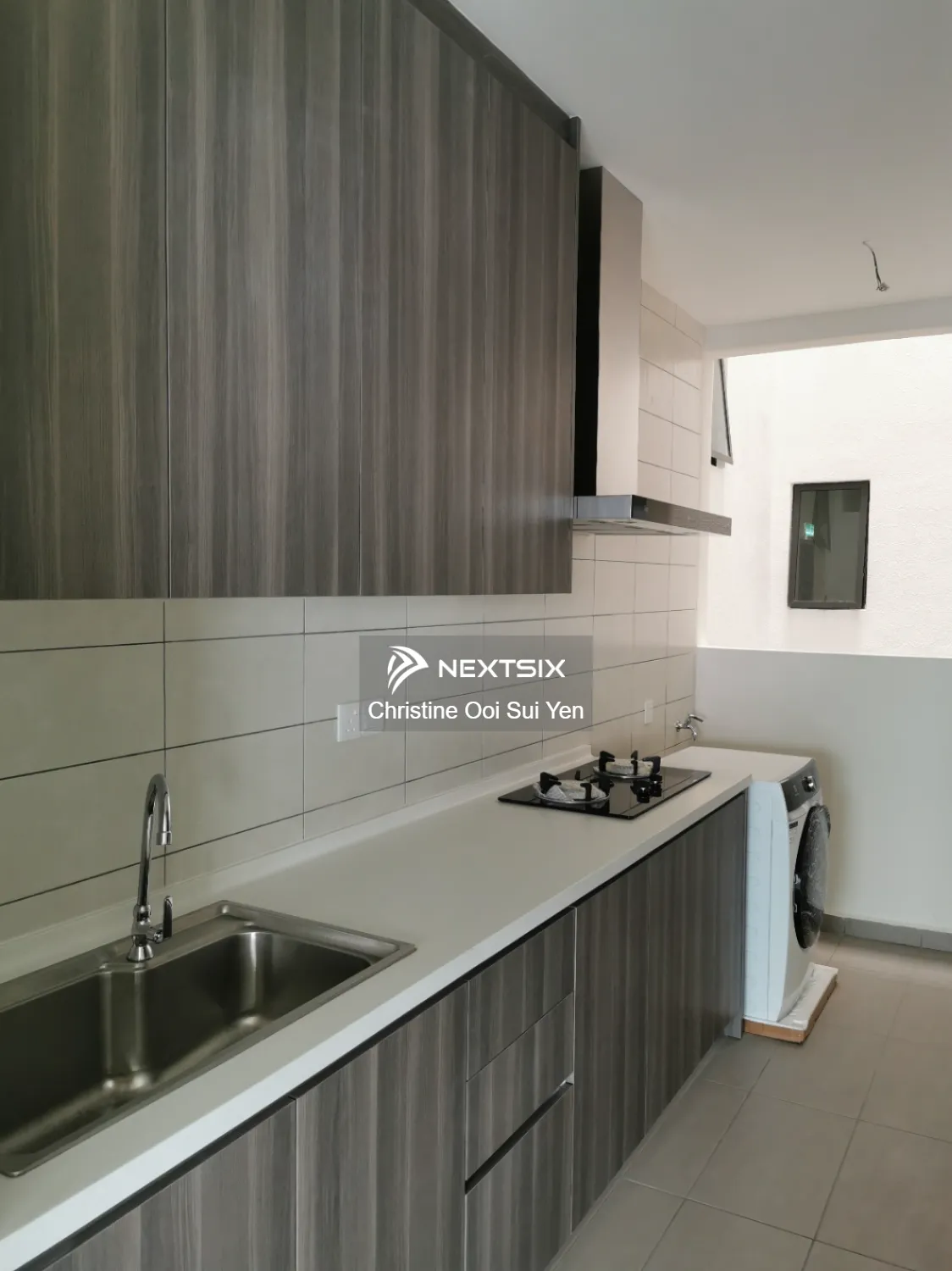 Condominium floor plan - Image 6