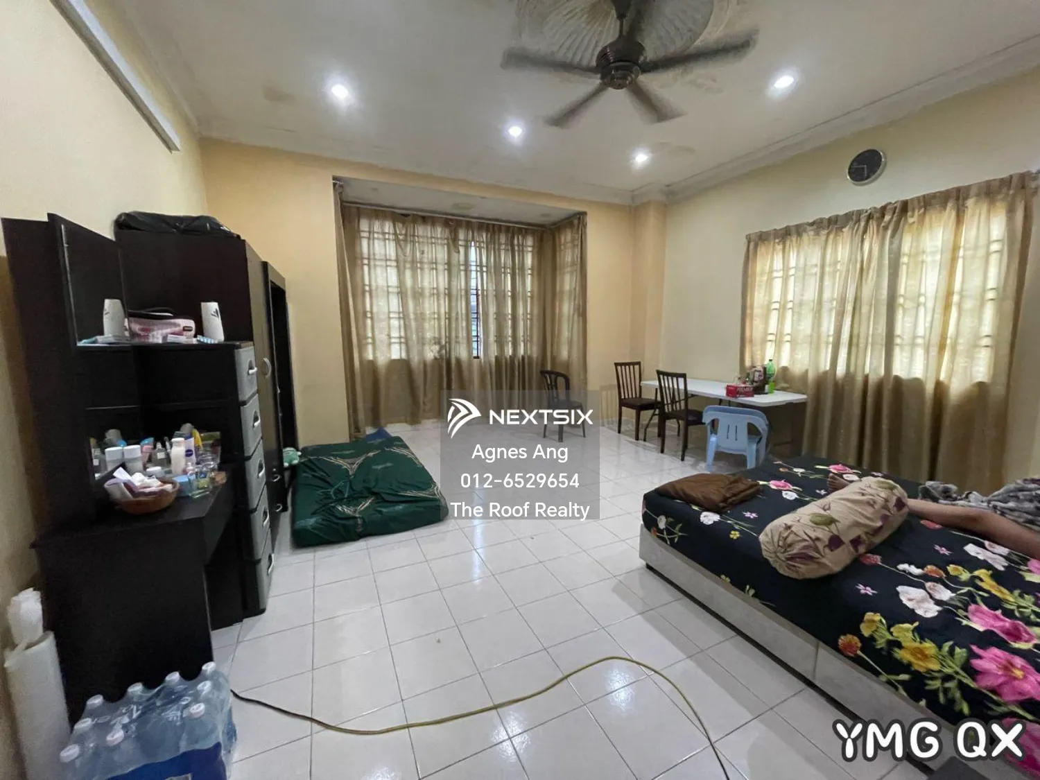Semi-detached House For Sale in Klang Selangor