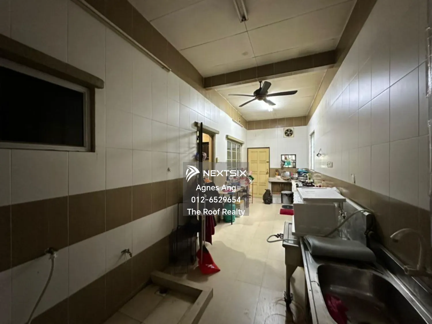 Semi-detached House For Sale in Klang Selangor - Image 10