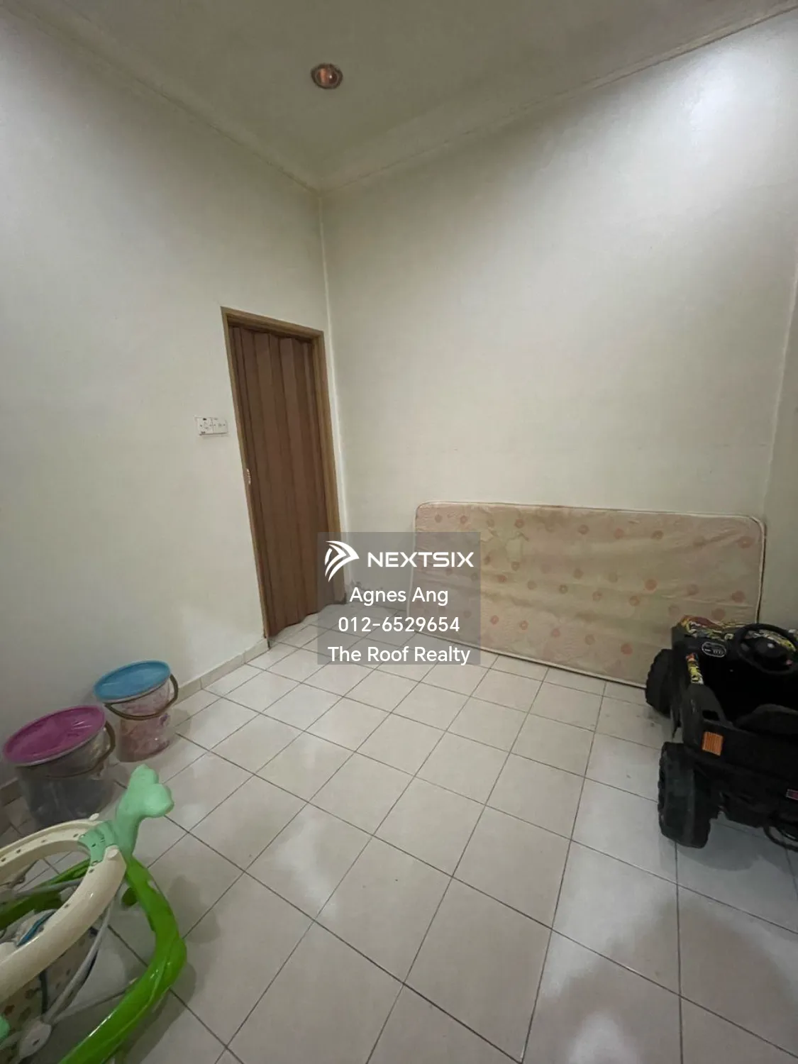 Semi-detached House For Sale in Klang Selangor - Image 8