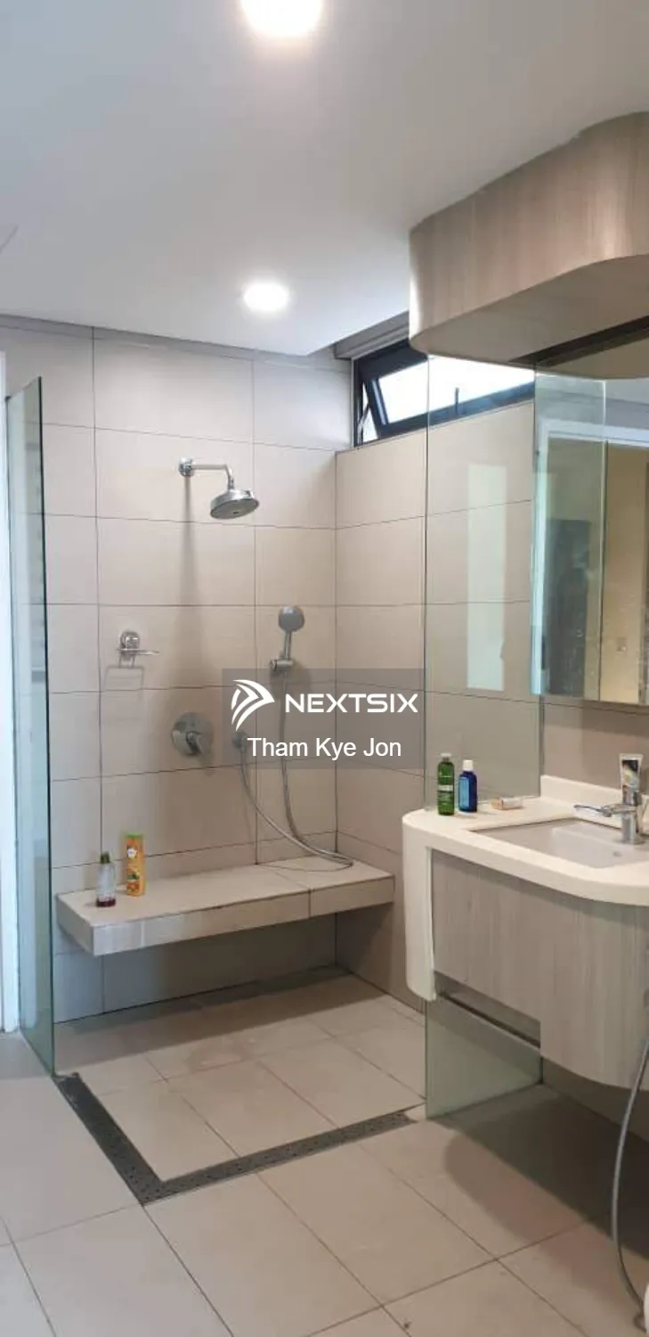 Condominium For Sale in Ara Damansara Selangor