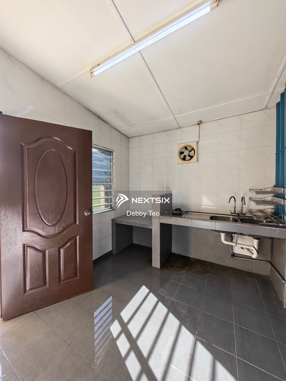 1-sty Terrace/Link House For Sale in Kuching Sarawak - Image 12