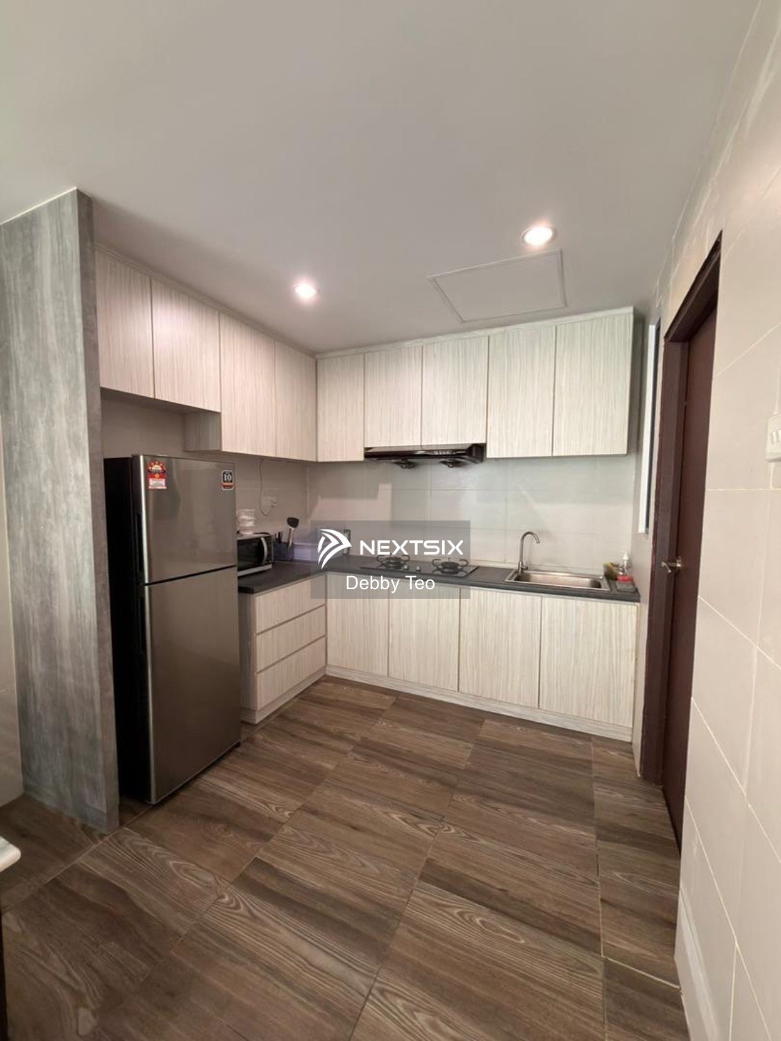 Serviced Residence For Rent in Kuching Sarawak - Image 9