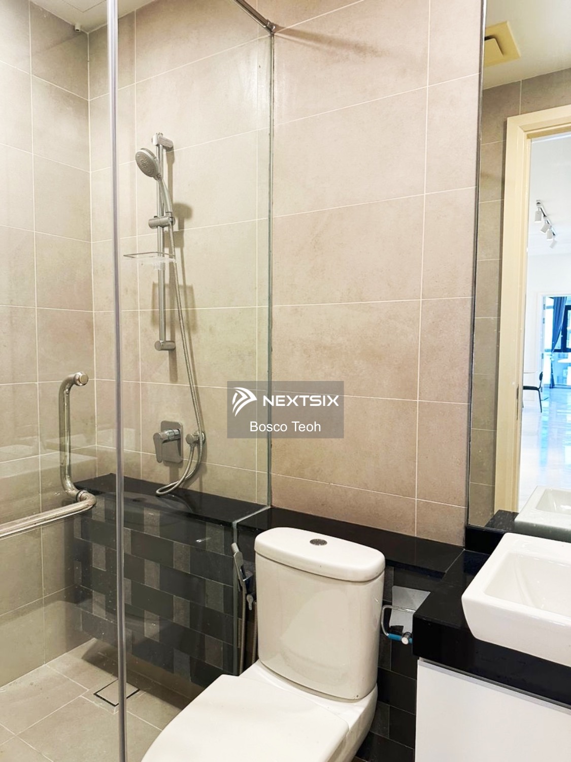 Condominium For Rent in Georgetown Penang - Image 10