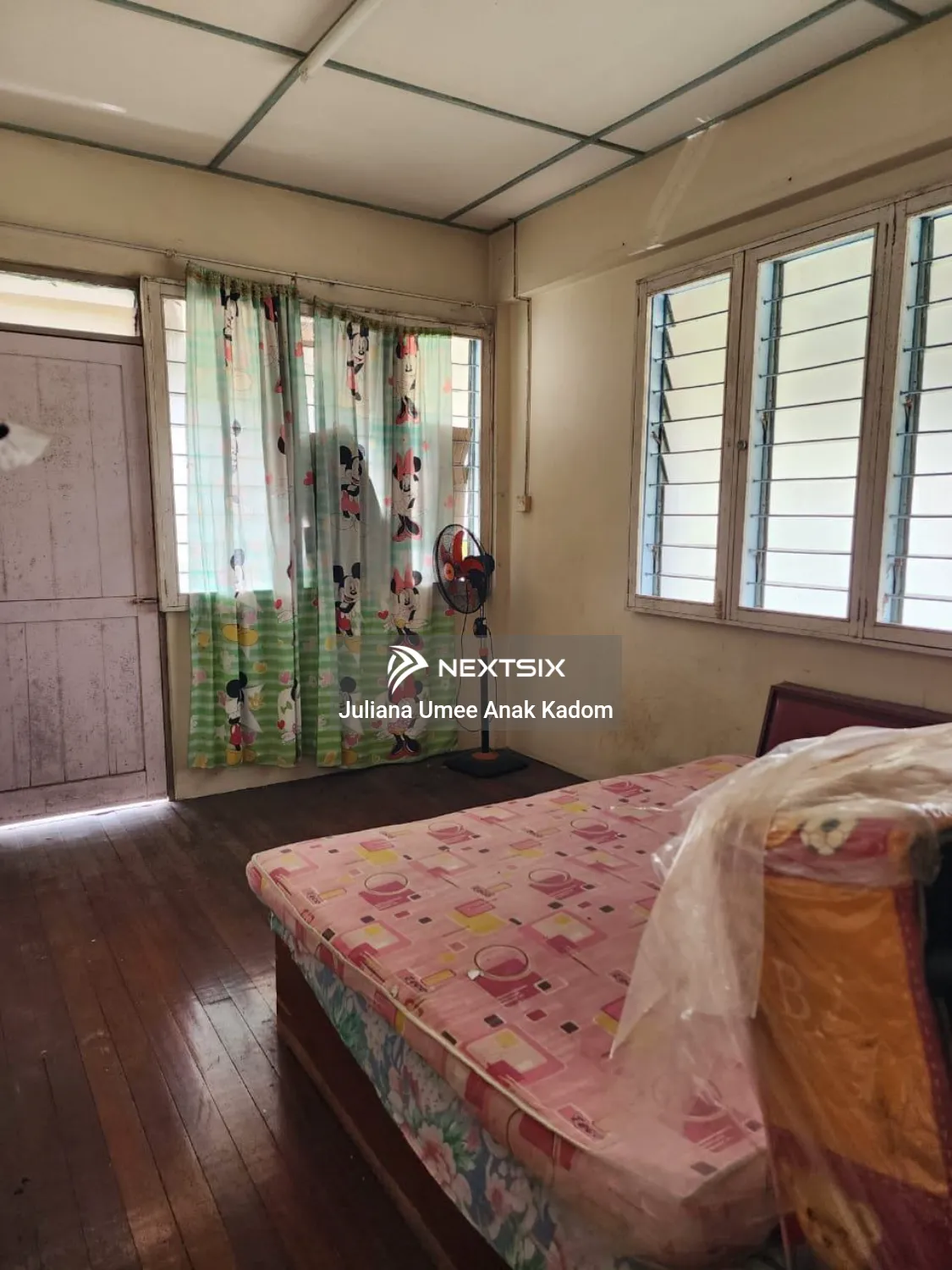 Semi-detached House For Sale in Kuching Sarawak - Image 9