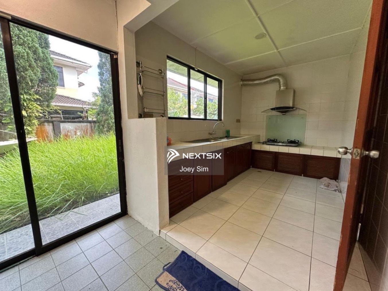 Semi-detached House For Rent in Kuching Sarawak - Image 13