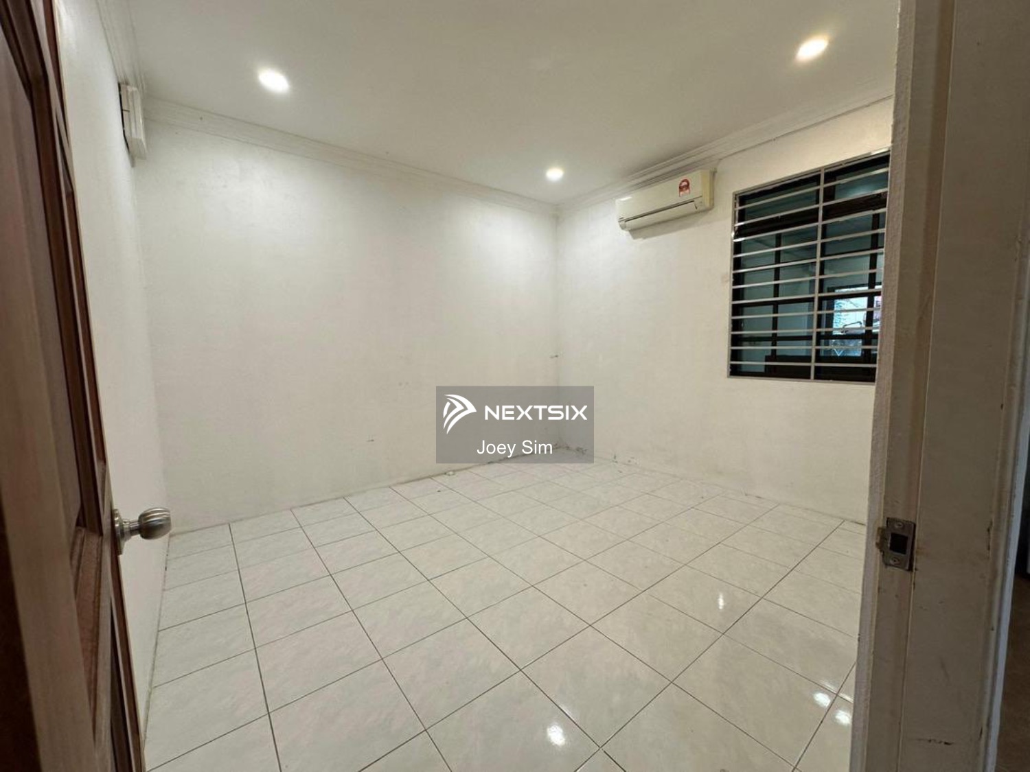 Semi-detached House For Rent in Kuching Sarawak - Image 16