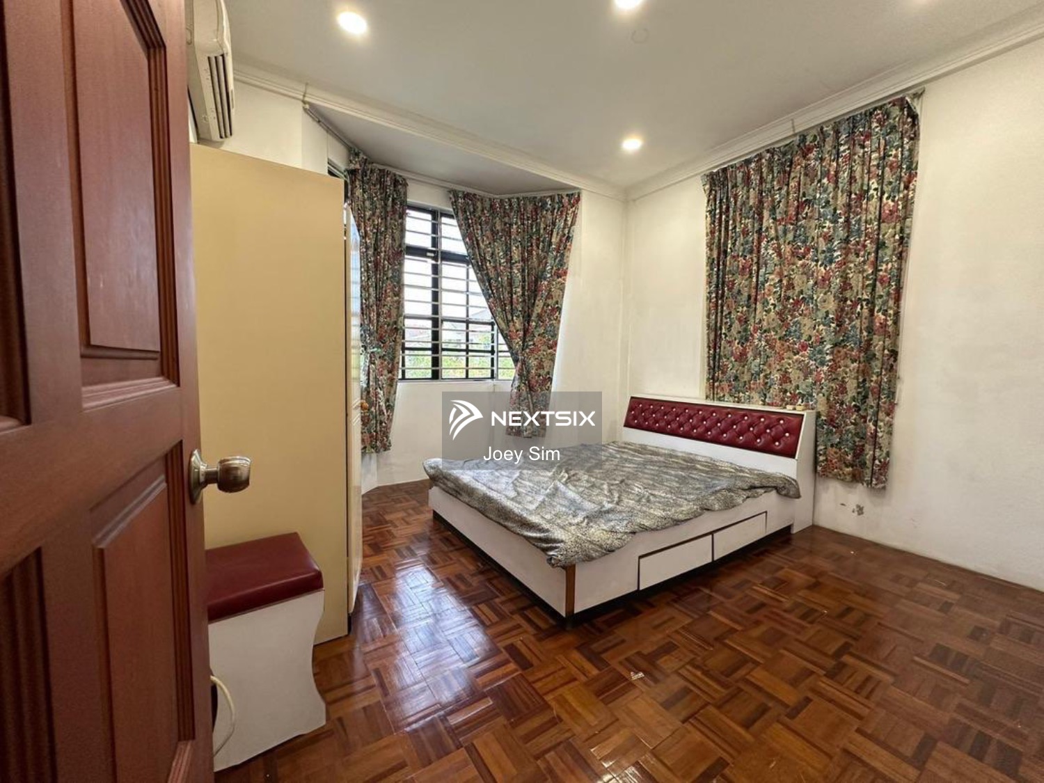 Semi-detached House For Rent in Kuching Sarawak - Image 4