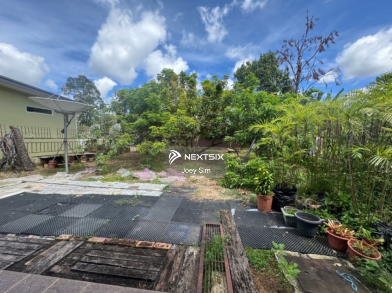 Semi-detached House For Sale in Kuching Sarawak - Image 14