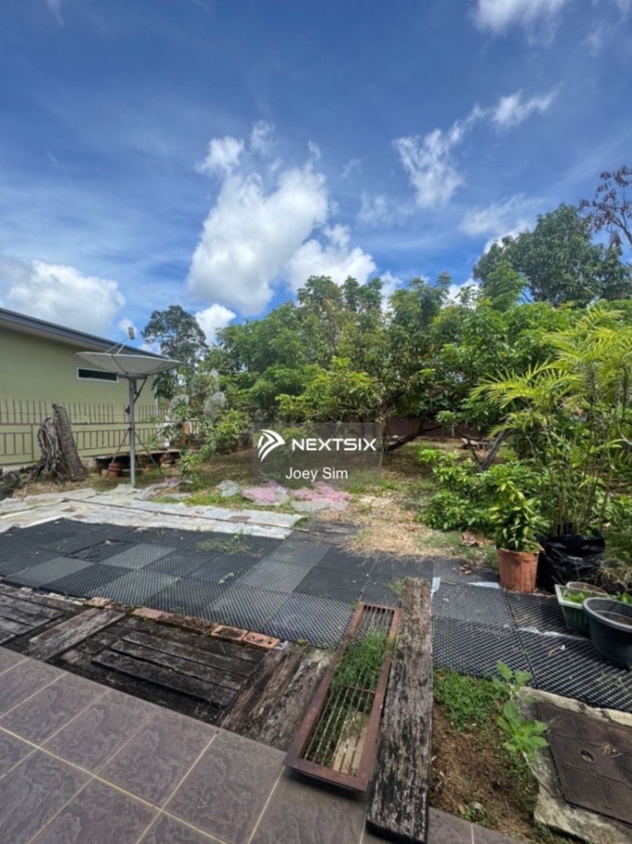 Semi-detached House For Sale in Kuching Sarawak - Image 6