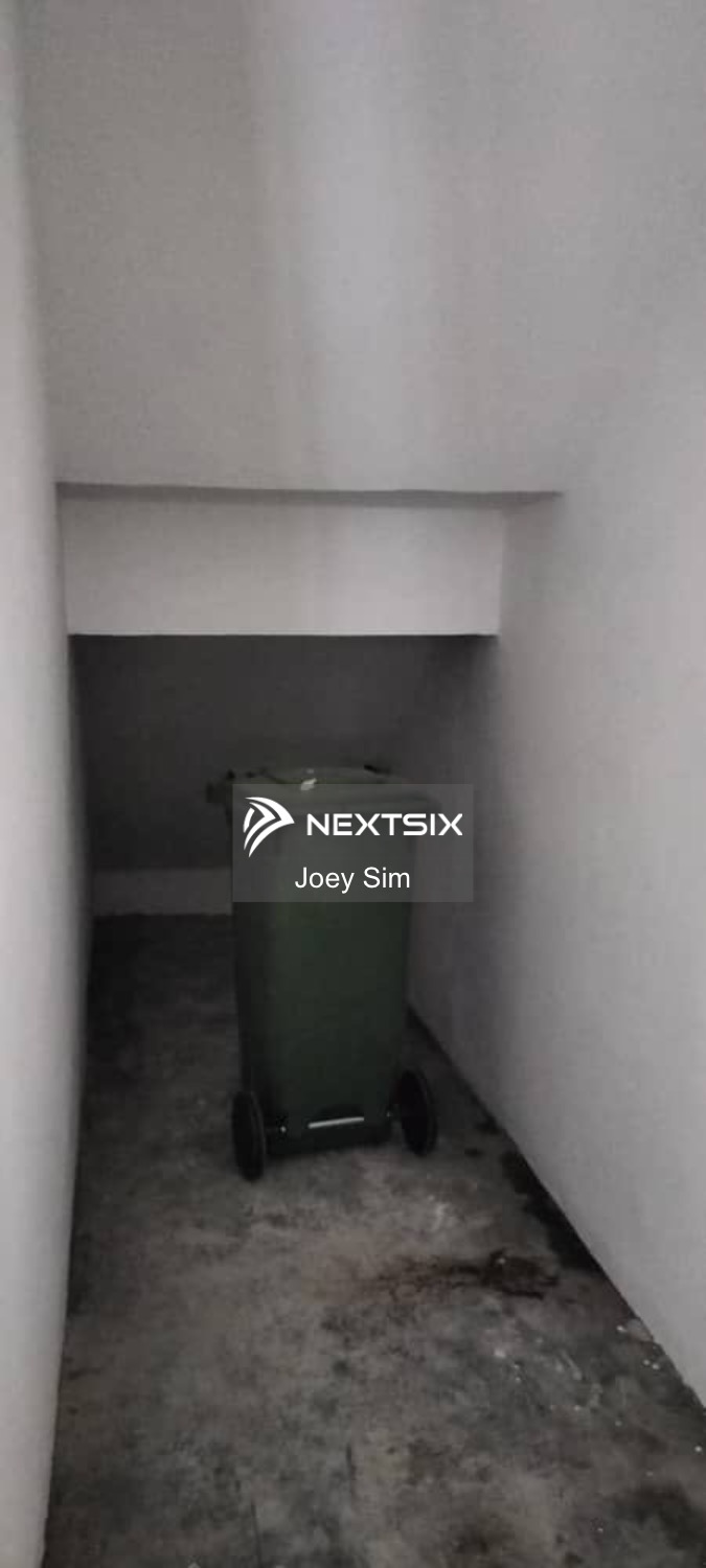 2-sty Terrace/Link House For Sale in Kuching Sarawak - Image 8