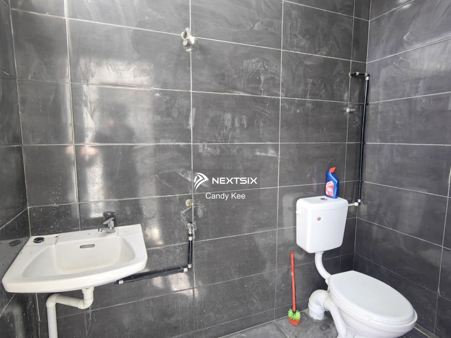2-sty Terrace/Link House For Sale in Kuching Sarawak - Image 9