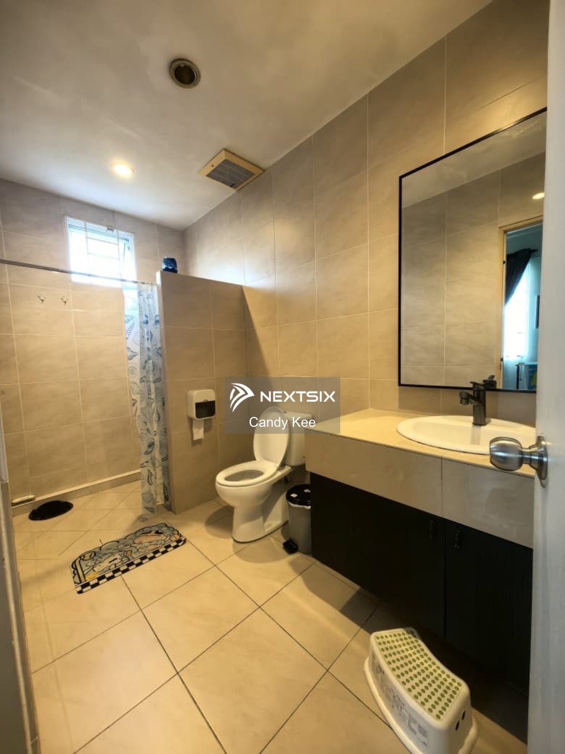 Semi-detached House For Sale in Kuching Sarawak - Image 10