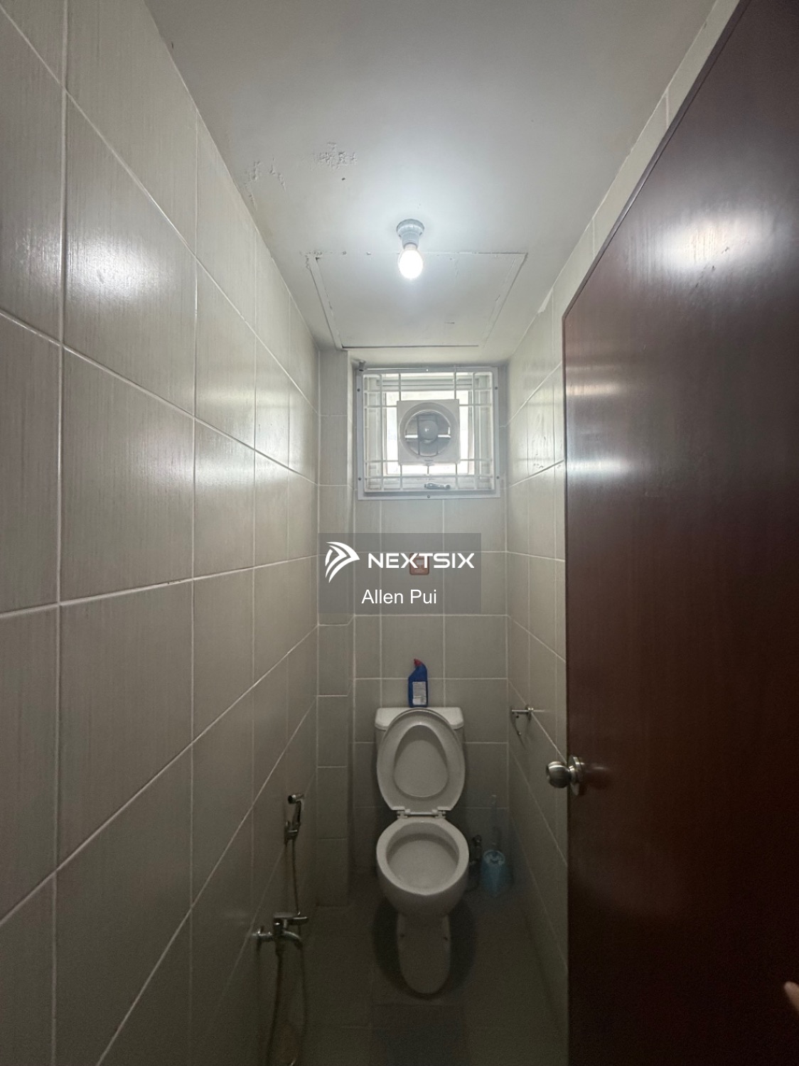 Office For Sale in Kuching Sarawak - Image 11