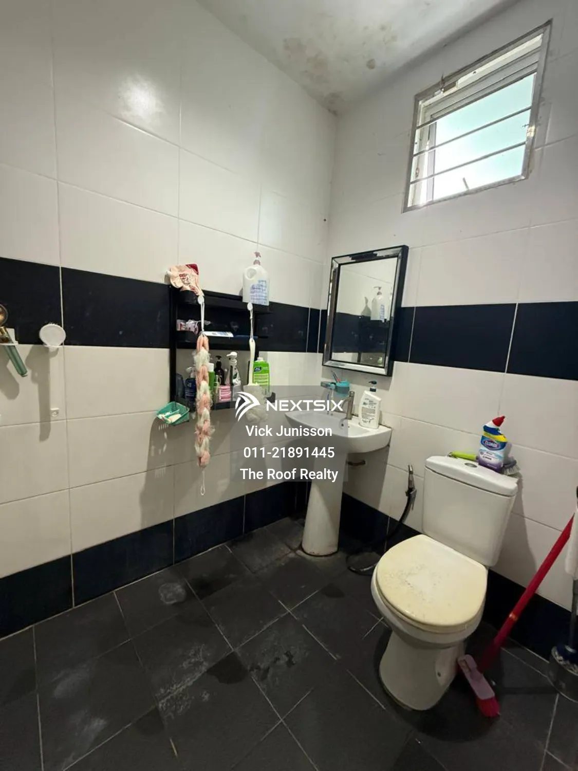 Semi-detached House For Sale in Kuching Sarawak - Image 5
