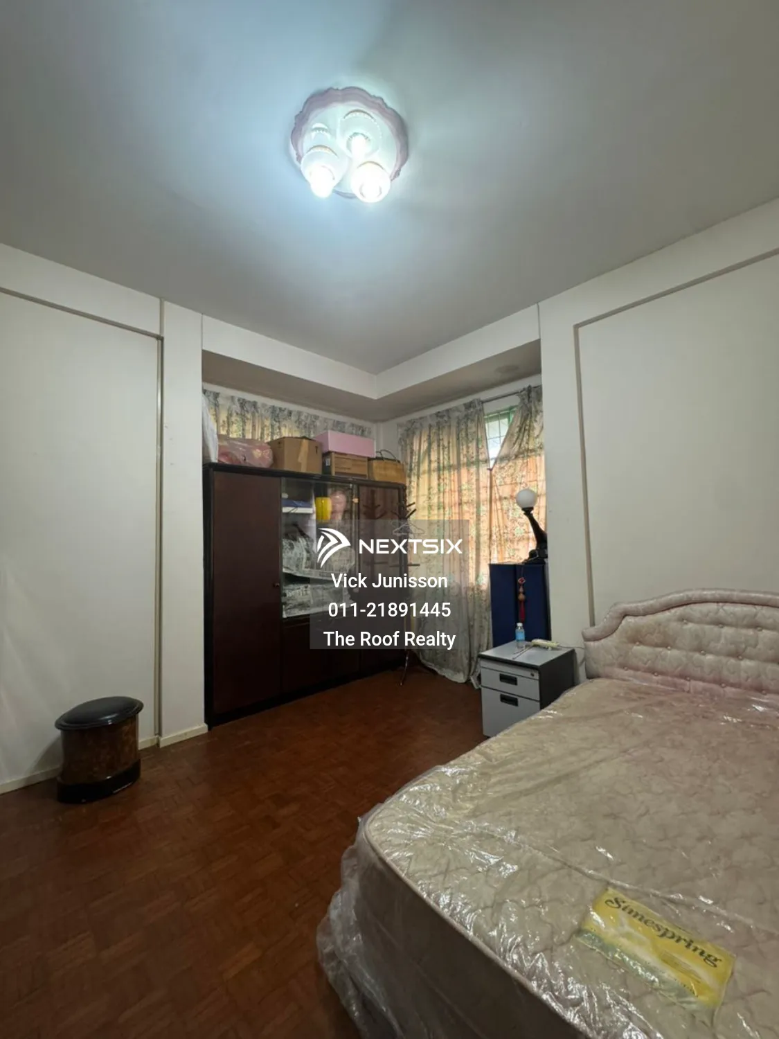 Semi-detached House For Sale in Kuching Sarawak - Image 10