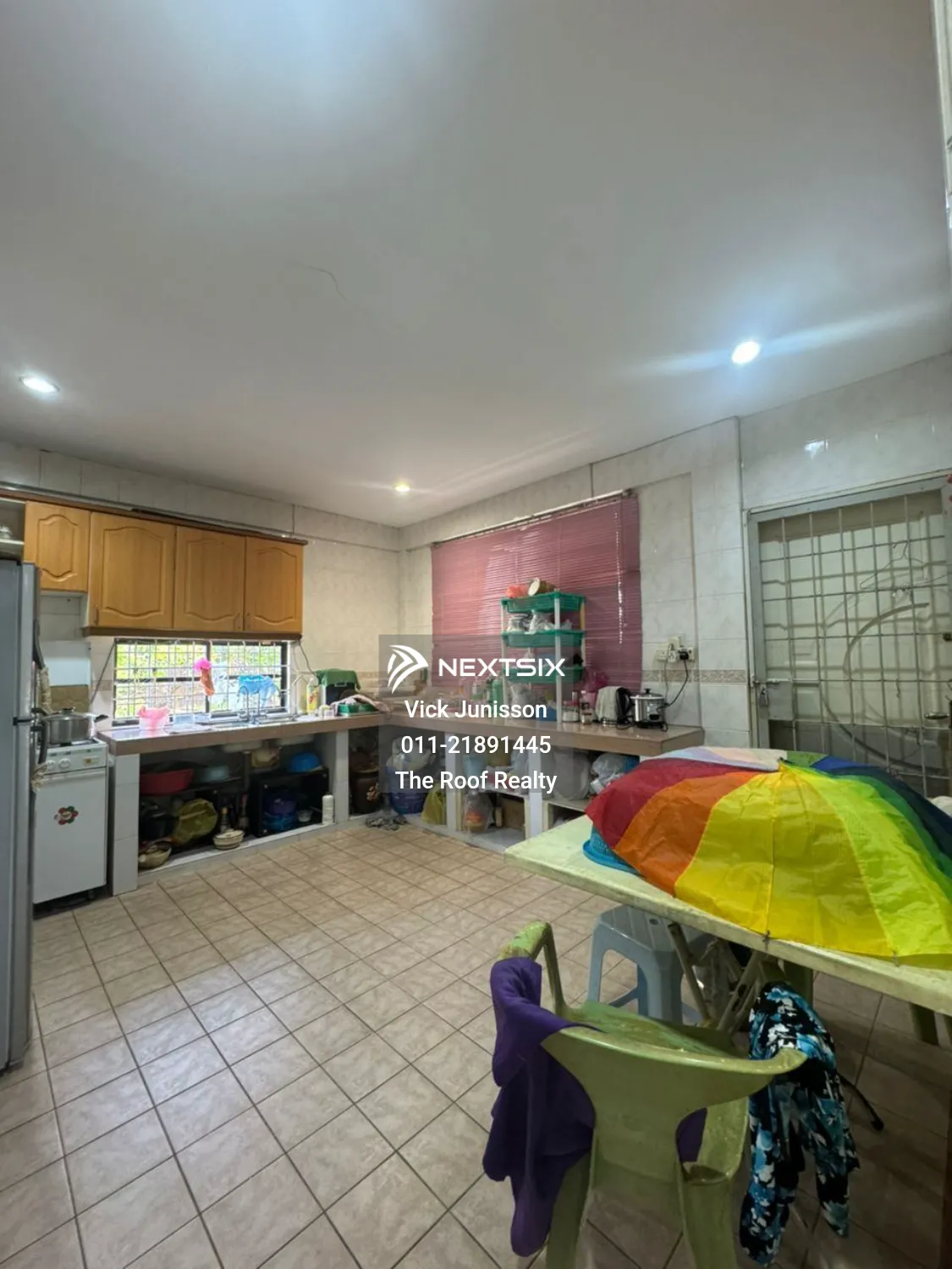 Semi-detached House For Sale in Kuching Sarawak - Image 14