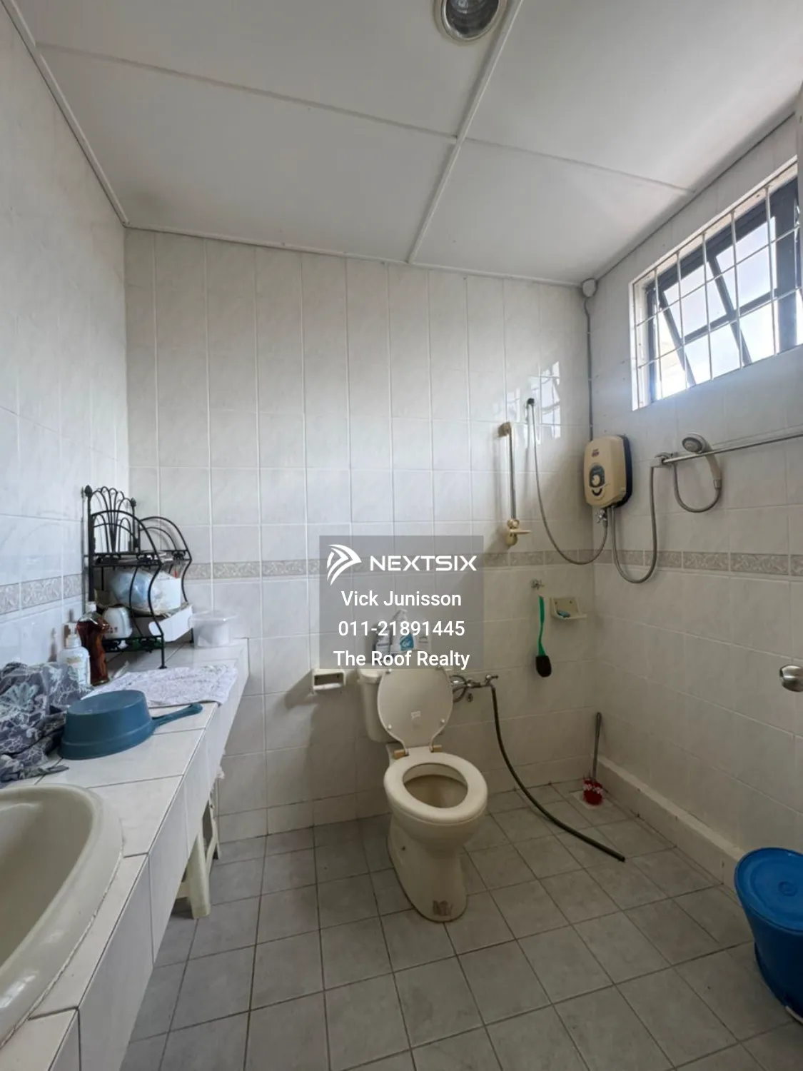 Semi-detached House For Sale in Kuching Sarawak - Image 18