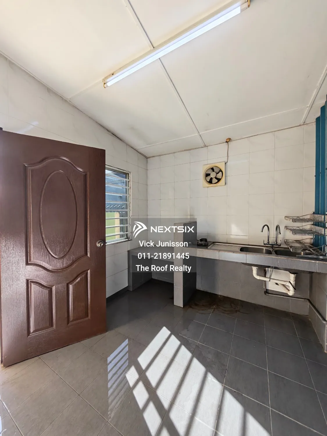 1-sty Terrace/Link House For Sale in Kuching Sarawak - Image 11