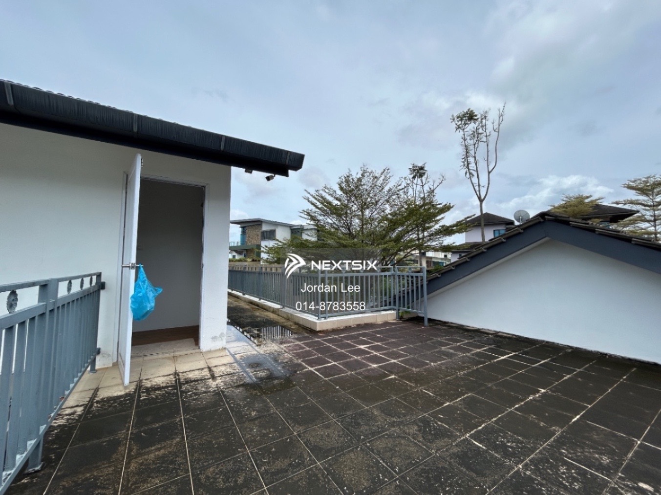 Semi-detached House For Sale in Kuching Sarawak - Image 7