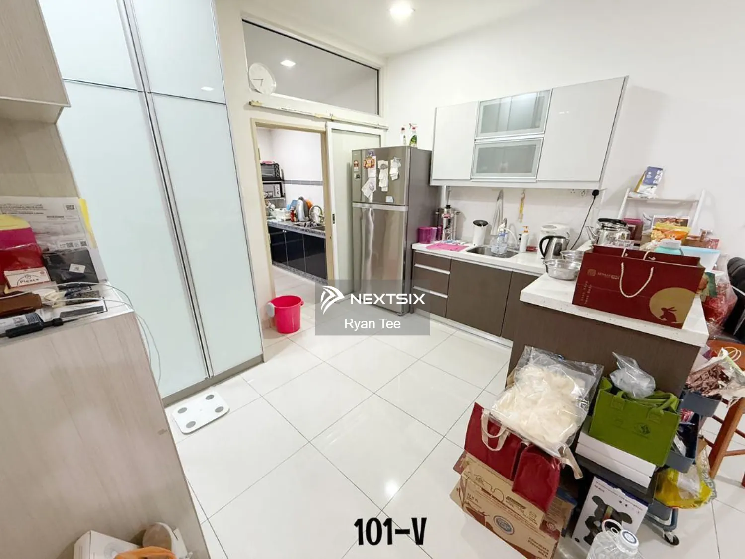 Semi-detached House For Sale in Klang Selangor - Image 2