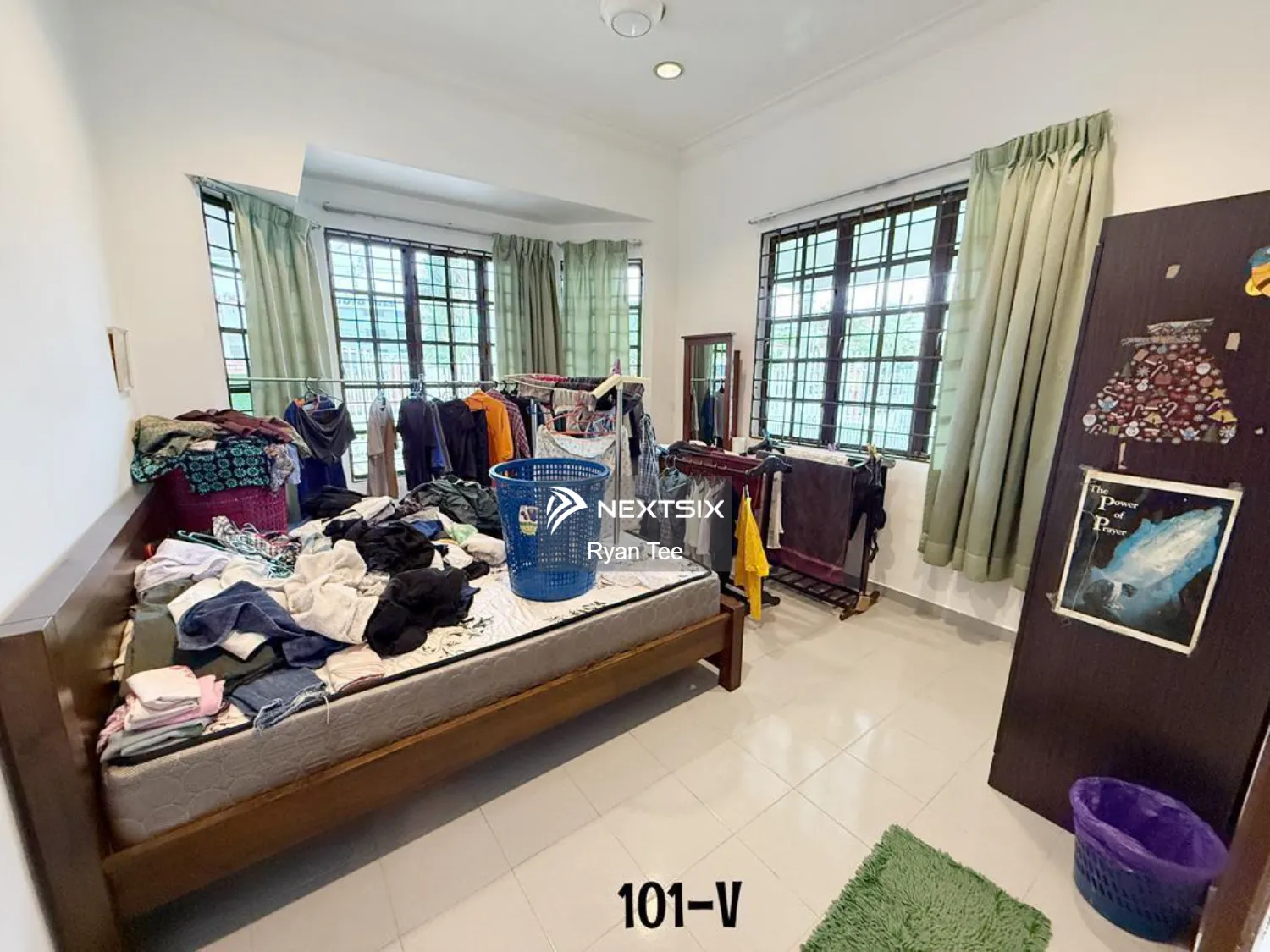 Semi-detached House For Sale in Klang Selangor - Image 9