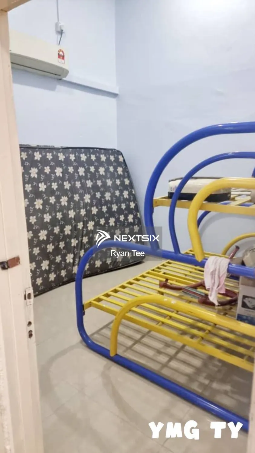 1-sty Terrace/Link House For Sale in Klang Selangor - Image 6
