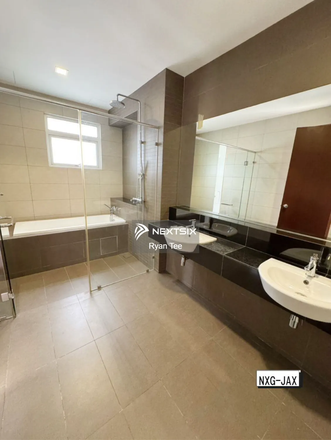 3 Storey Semi-detached Homes For Sale in Ambang Botanic Selangor - Image 8