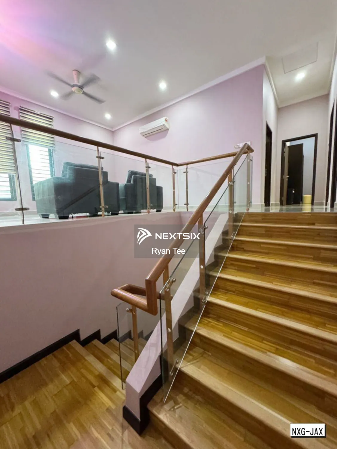 Semi-detached House For Sale in Klang Selangor - Image 11