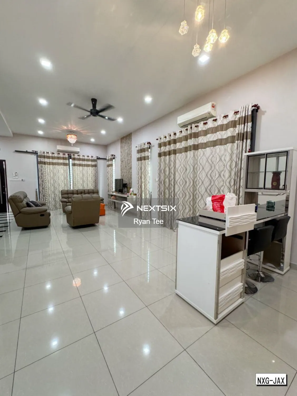 Semi-detached House For Sale in Klang Selangor - Image 6
