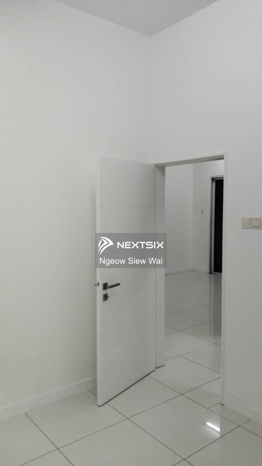Serviced Residence For Rent in Puchong Selangor - Image 6