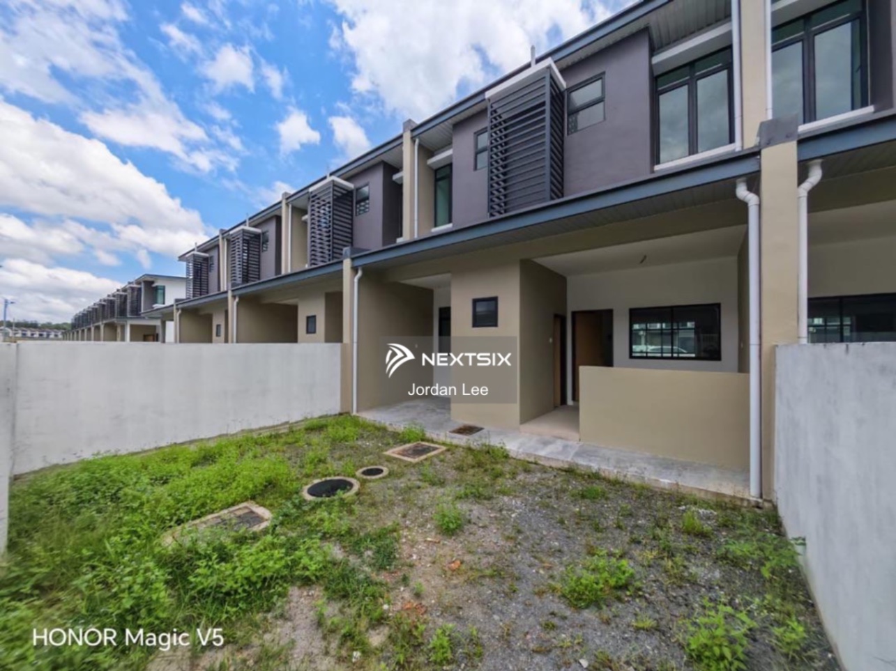 2-sty Terrace/Link House For Sale in Kota Samarahan Sarawak - Image 8