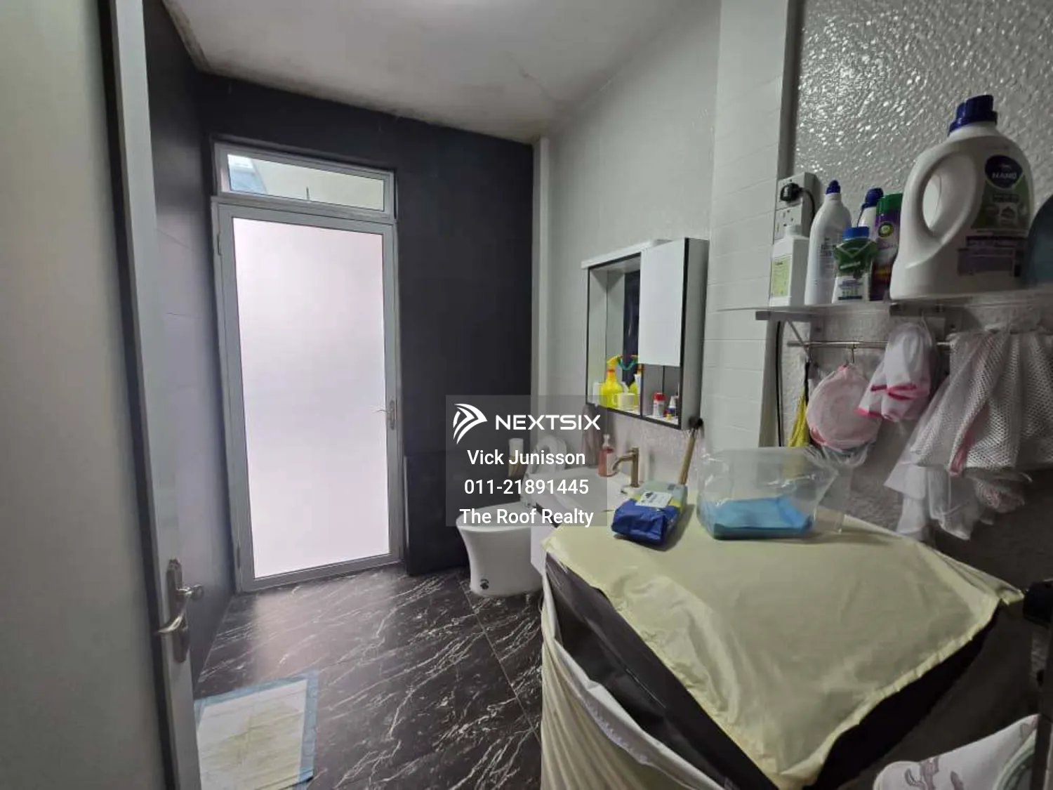 Semi-detached House For Sale in Kuching Sarawak - Image 5