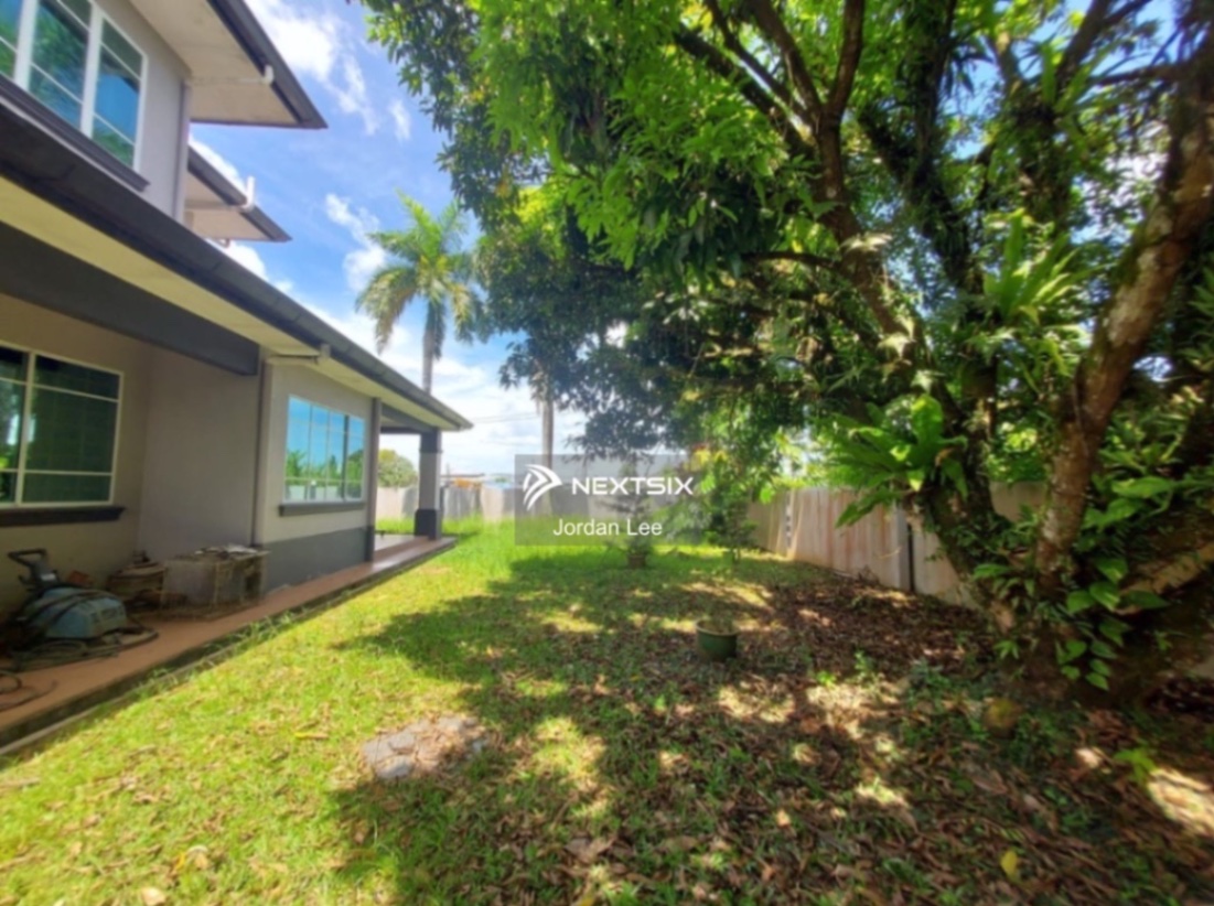 Bungalow For Sale in Kuching Sarawak - Image 4