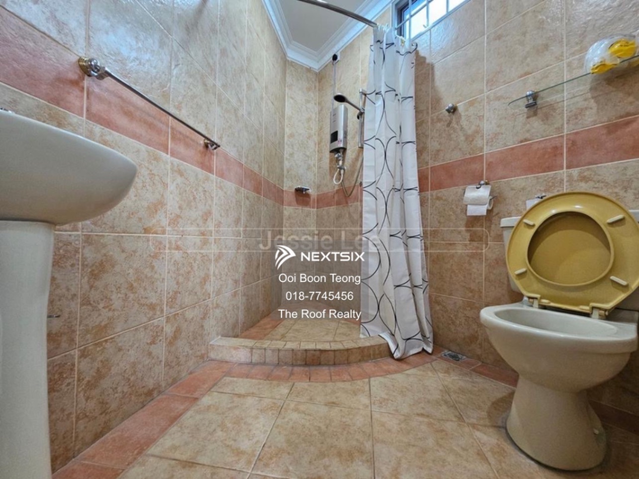 Bungalow For Sale in Bedong Kedah - Image 12
