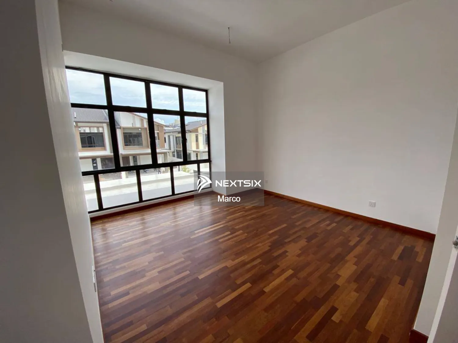 Semi-detached House For Sale in Setia Alam Selangor - Image 11
