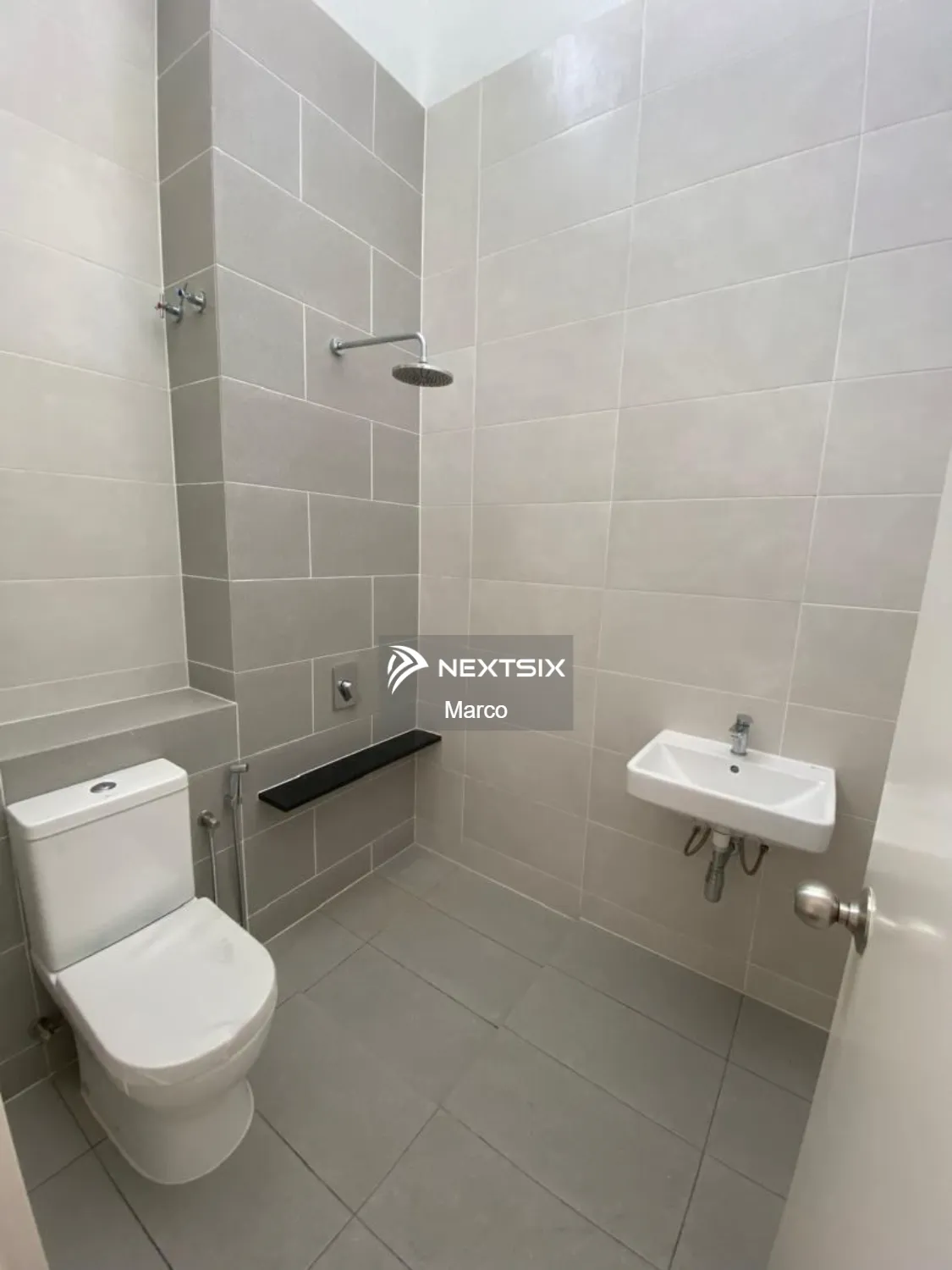 Semi-detached House For Sale in Setia Alam Selangor - Image 17