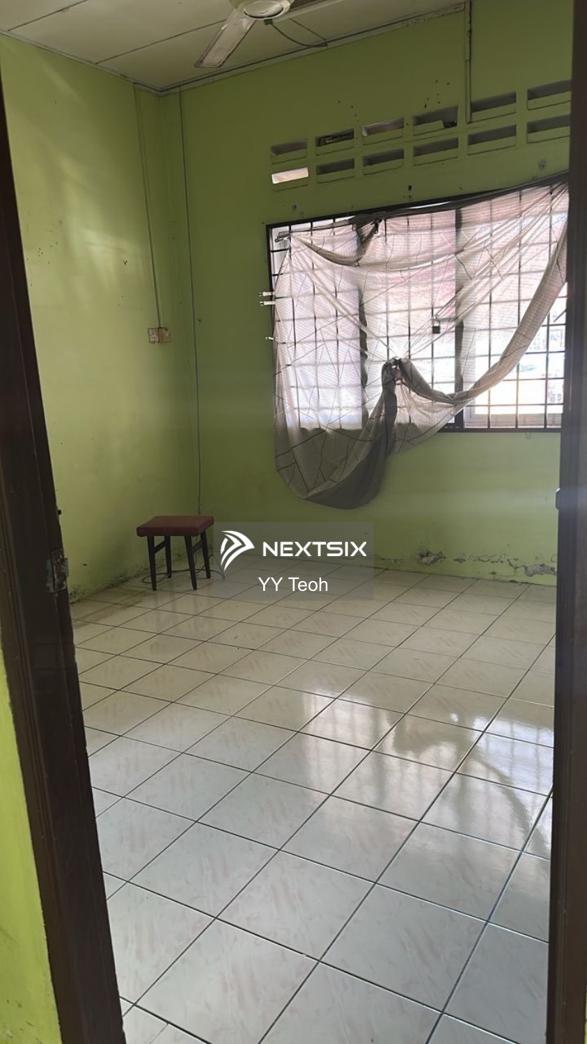 1-sty Terrace/Link House For Sale in Batu Berendam Melaka - Image 2