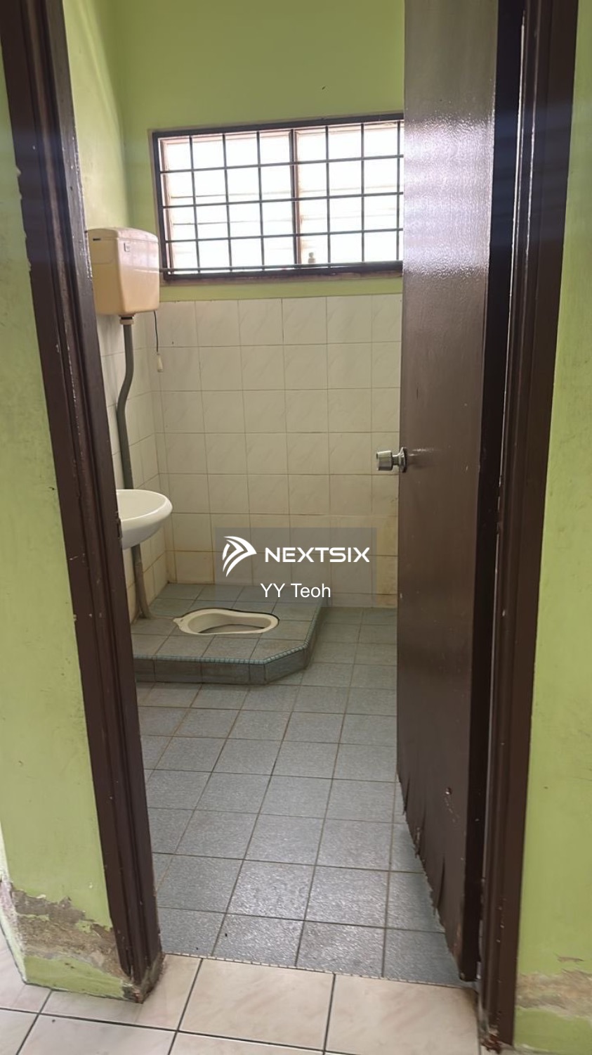 1-sty Terrace/Link House For Sale in Batu Berendam Melaka - Image 7