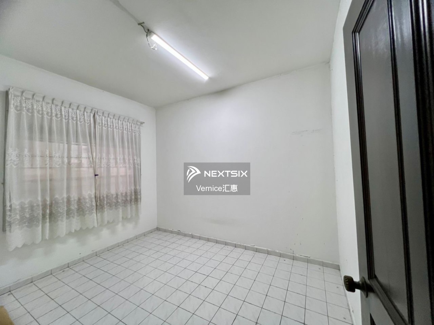 Semi-detached House For Sale in Johor Bahru Johor - Image 11