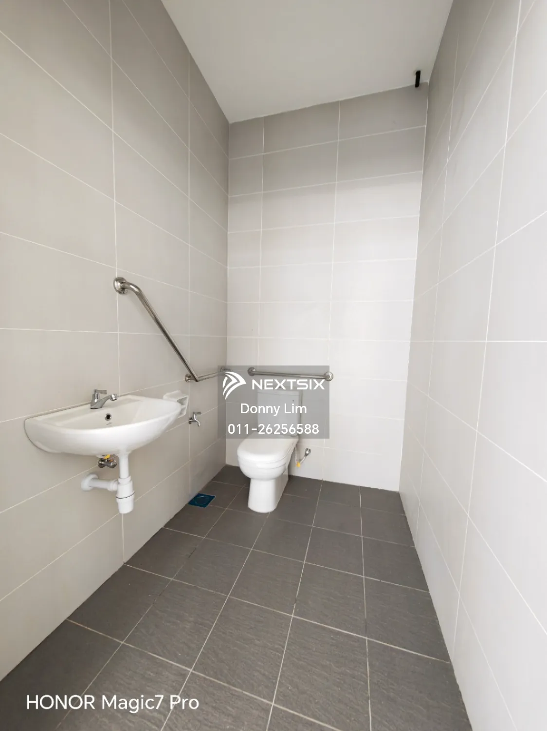 Shop For Rent in Kuching Sarawak - Image 11