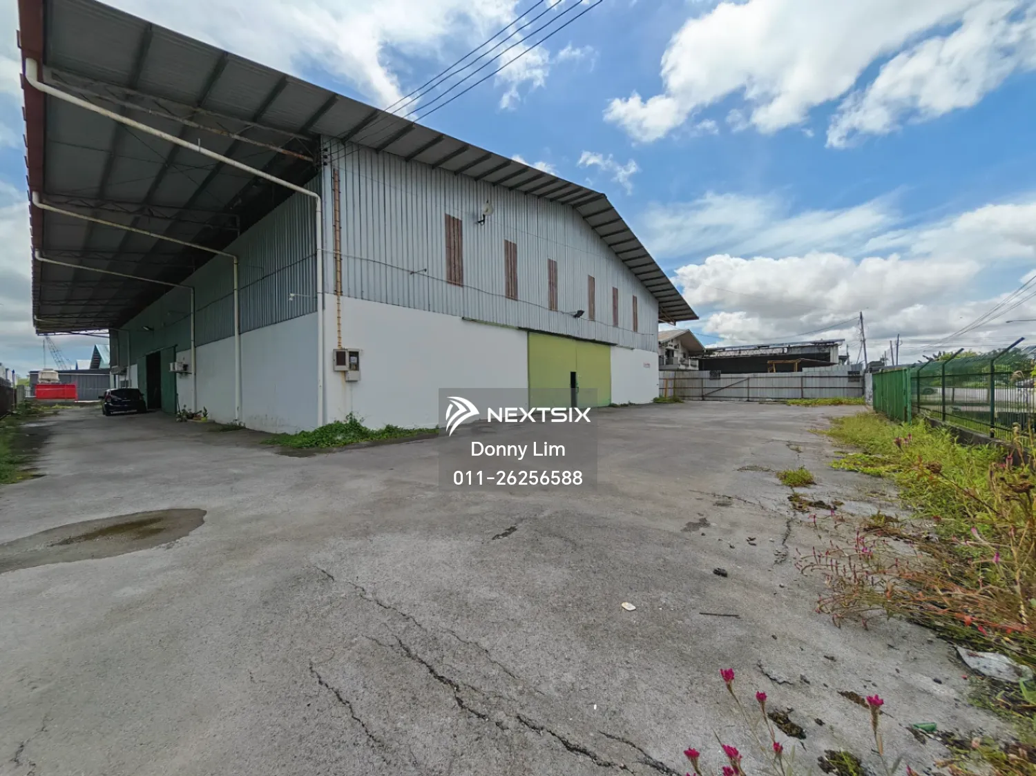 Warehouse For Sale in Kuching Sarawak