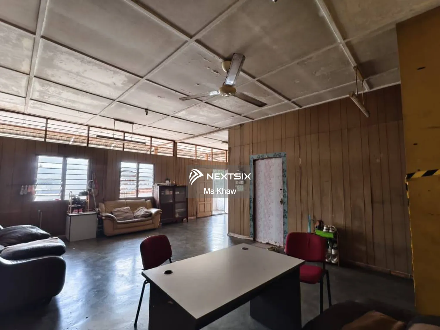 Bungalow For Sale in Pekan Nanas Johor - Image 2
