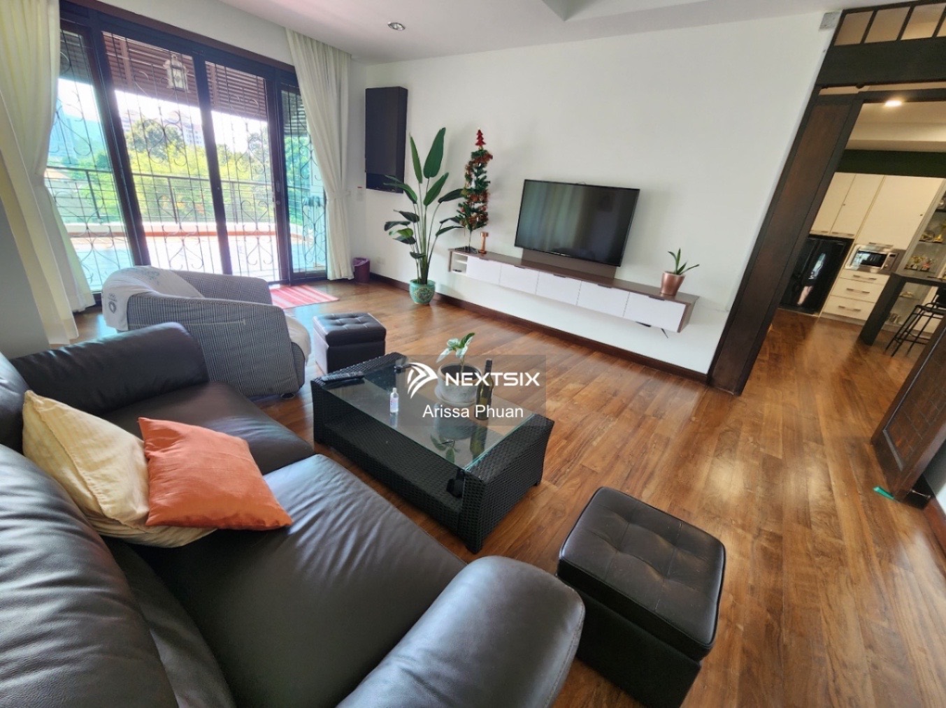 Bungalow For Rent in Batu Ferringhi Penang