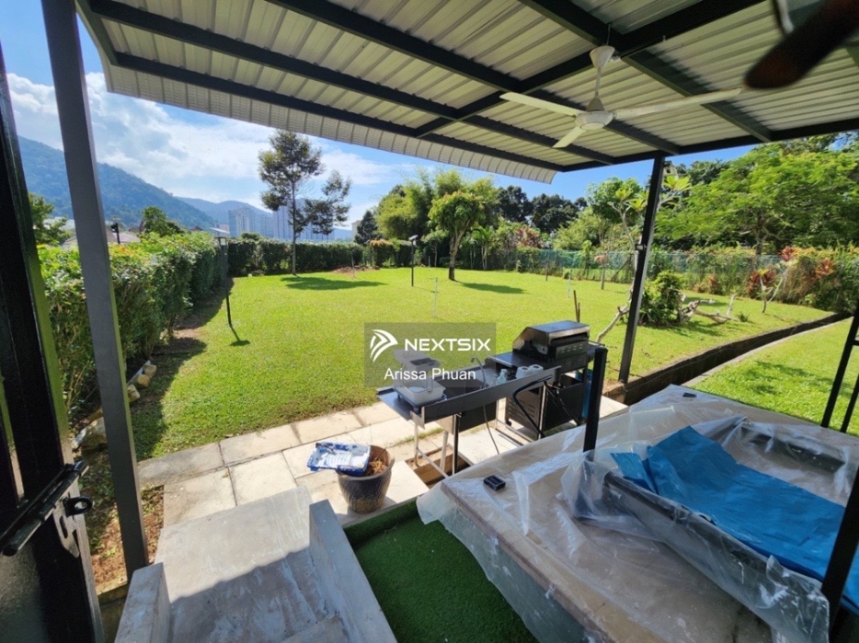 Bungalow For Rent in Batu Ferringhi Penang - Image 10