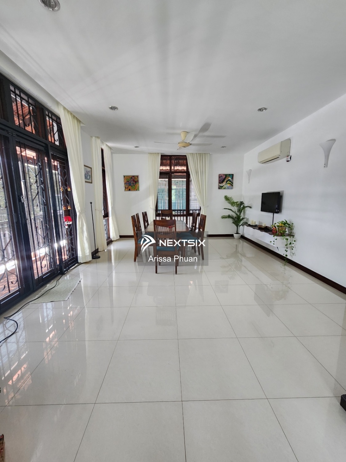 Bungalow For Rent in Batu Ferringhi Penang - Image 4