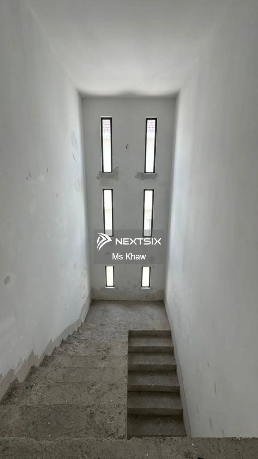 Bungalow For Sale in Johor Bahru Johor - Image 9