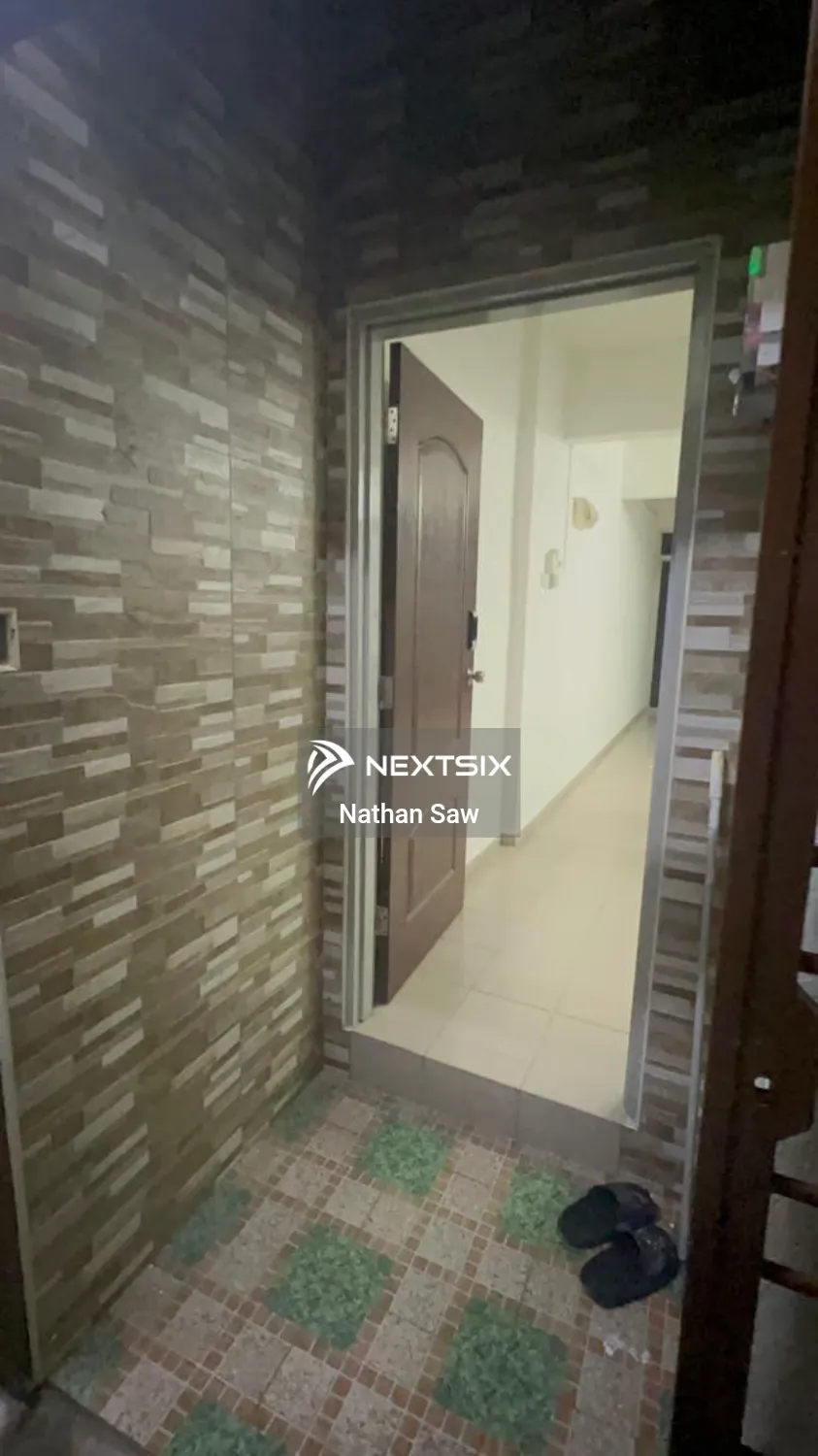Apartment For Sale in Jelutong Penang - Image 2